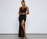 Trinity – Formelles Glitzerkleid mit hohem Schlitz